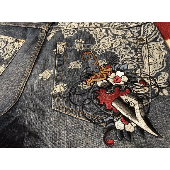 Vintage Marc Ecko Cut & Sew Skull Dagger Distressed Denim Jeans 34x32 P Wing Rlx - Picture 10 of 13